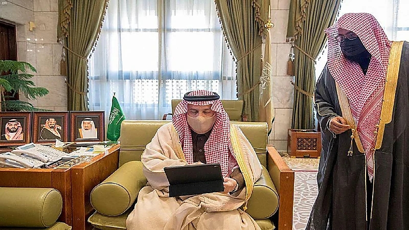 طريقة تعريف رقم جوال شخص ليس لديه حساب في "أبشر" للتسجيل في "توكلنا"