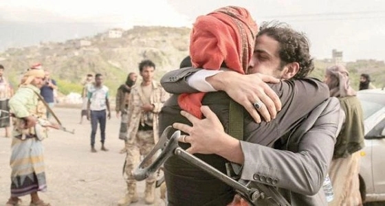 مصادر يمنية: إذا لم تبدأ الشرعية في الهجوم البري فسلطة الحوثي ستكون الحاكمة