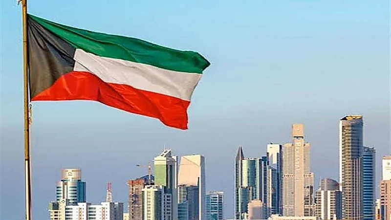 الكويت تعتزم الاستغناء عن 85 ألف وافد في القطاع الخاص