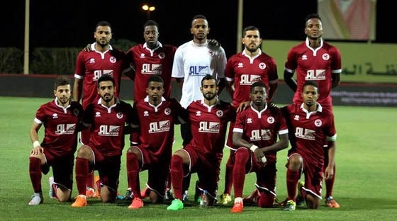 مهاجم إيفرتون يتلقي عقوبة قاسية