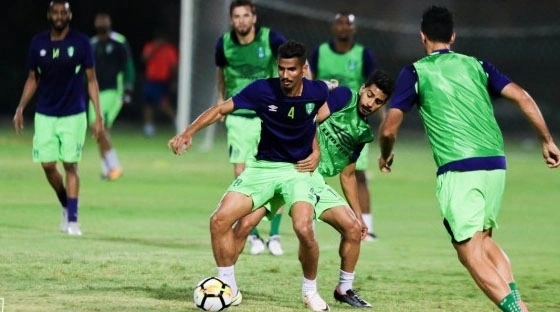 الاصابة تبعد مدافع برشلونة عن الملاعب