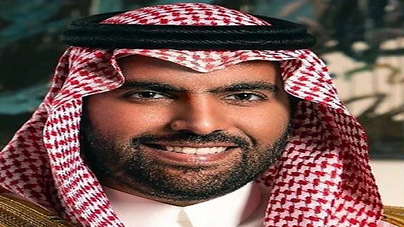 سمو وزير الثقافة يوجه بجمع وطباعة الأعمال الكاملة للأمير الشاعر بدر بن عبد المحسن