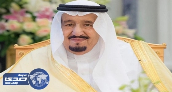 خادم الحرمين يستقبل الأمراء ومفتي المملكة وأصحاب الفضيلة وجمعا من المواطنين