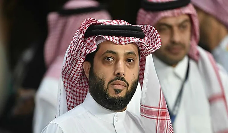 شاهد.. فيديو يوثق جميع مراحل حياة تركي آل الشيخ من الطفولة وحتى الآن