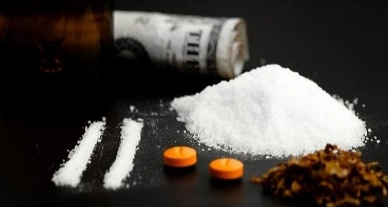 الإدمان يتمكن من طلاب إيران ويتجاوز الـ10 آلاف طالب