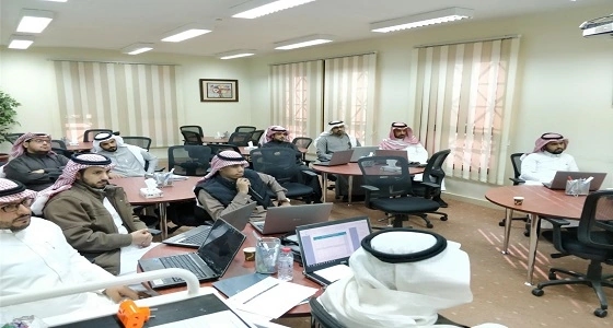 بالصور.. تخريج دورات معهد طيران القوات البرية بالقصيم