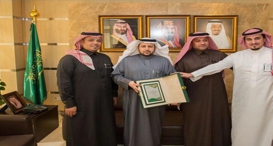 الشباب يكشف عن قميصه الجديد