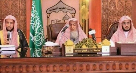 " كبار العلماء " توضح للمسلمين سنن صلاة الاستسقاء