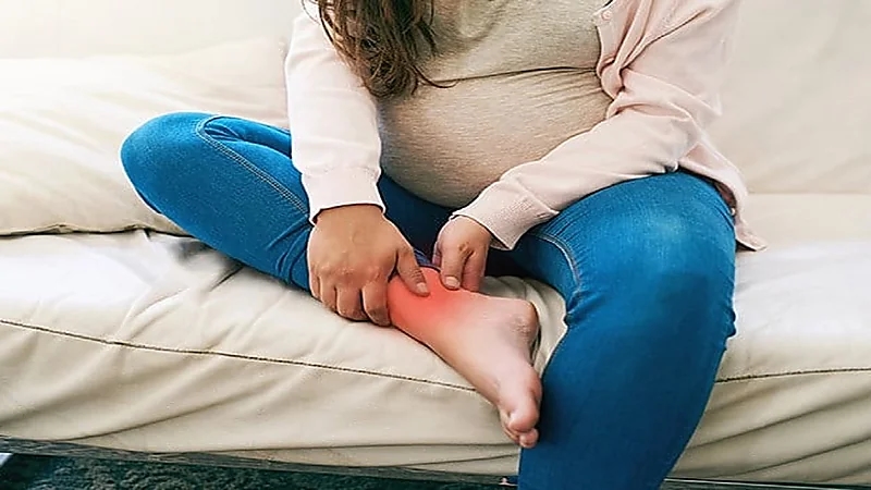 كيفية تجنب تورم القدمين خلال فترة الحمل