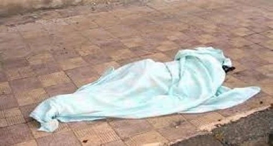 أب يقتل ابنته بمبيد حشري للانتقام منها