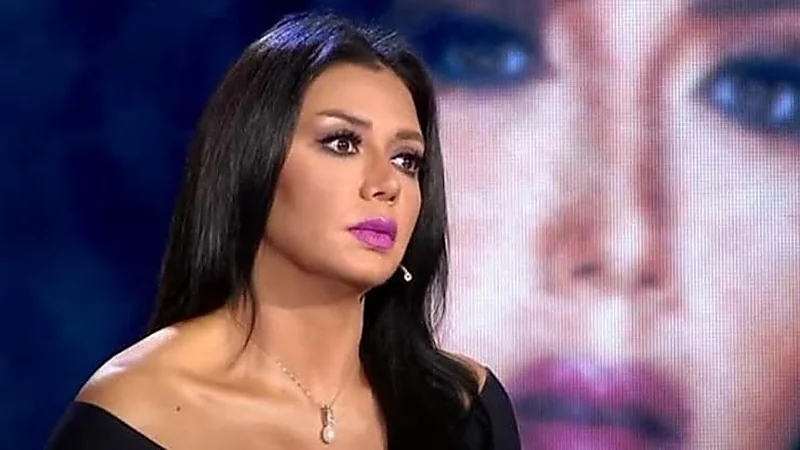 رانيا يوسف ترد على مطرب ذكر أسمها في أغنية شهيرة