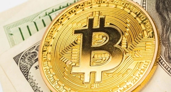 عصابة تسرق عملات بيتكوين من منزل وتترك بقية ممتلكاته