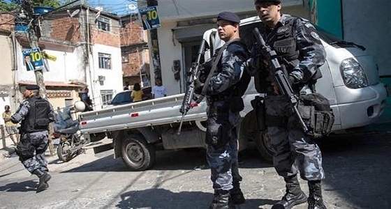 " تصفية حسابات " تسفر عن مقتل 10سجناء بين عصابتين بالبرازيل