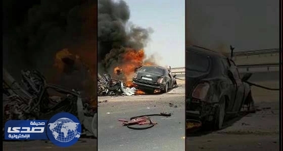بالفيديو.. مصرع سائق سيارة " بنتلي " في حادث مروع على طريق صلبوخ