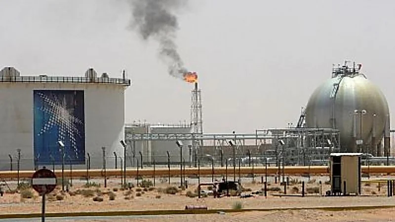 انخفاض صادرات النفط 37.7%