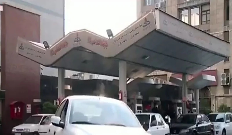 سر توقف معظم محطات الوقود في إيران "فيديو"