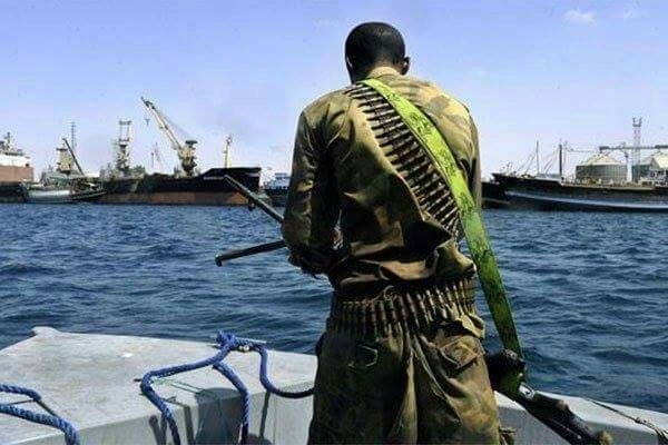 اختطاف 8 بحارة روس على يد قراصنة نيجيريين