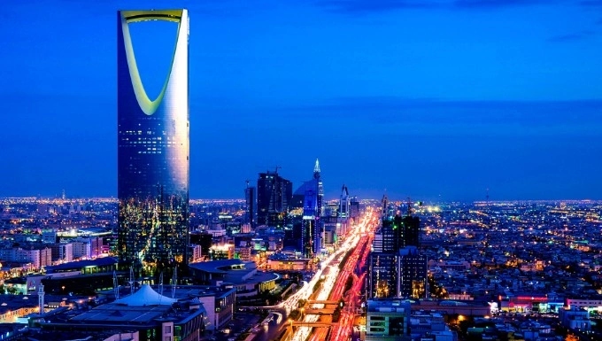 درجة الحرارة تصل لـ4 درجات مئوية فجراً الأسبوع المقبل بالرياض