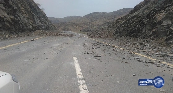 وفاة و23 إصابة إثر هطول الأمطار بغزارة على الطائف