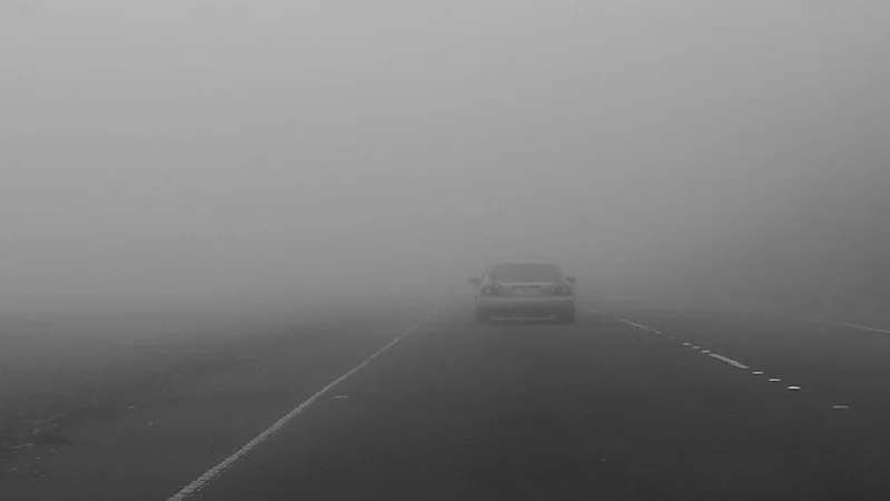 تنبيه بحالة ضباب على جدة والمدينة
