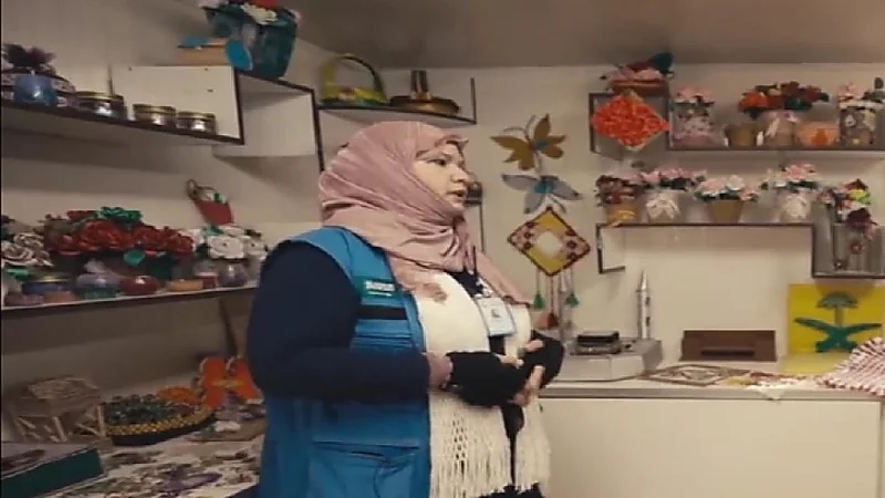 شاب يهتك عرض فتاة على متن قطار 