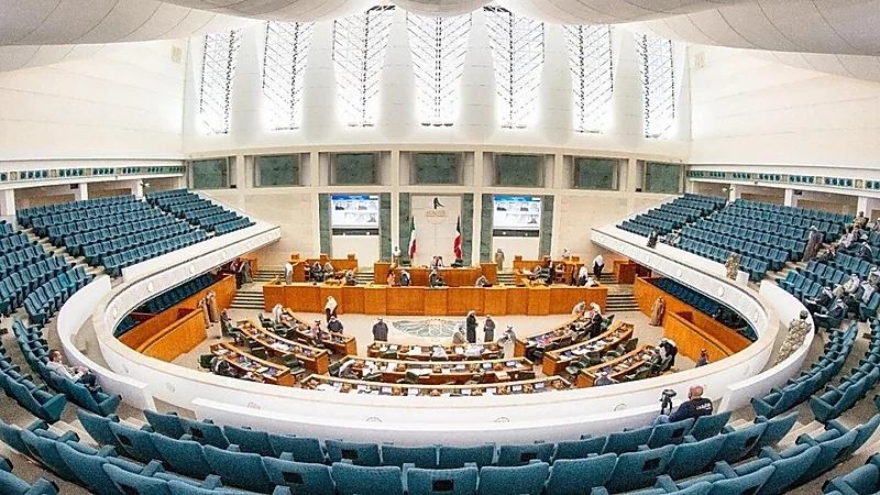 الكويت بصدد دعم الكهرباء والماء لمواطنيها في حدود المنزلين وشاليه