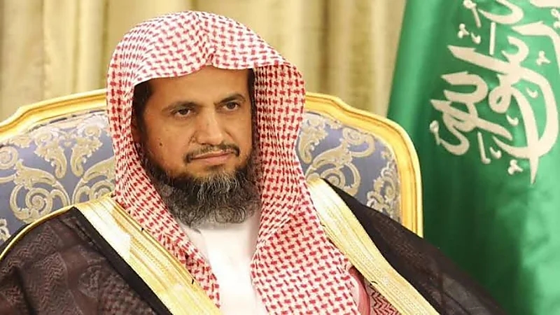 النائب العام يوجه بالقبض على شخصين روجا للمخدرات عبر وسائل التواصل