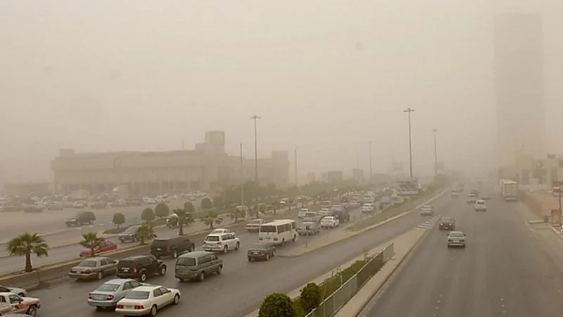"العلميات الأمنية" يحذر من الرياح والغبار على أجزاء بمنطقة الرياض