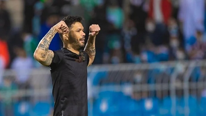 غياب نجم الشباب عن الملاعب بسبب الإصابة