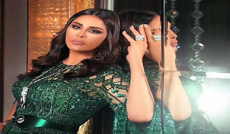 شاهد.. شهد ليو تتلقى دعوة عشاء من أحلام