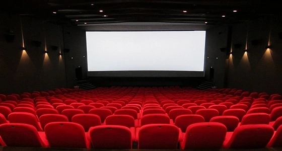 بعد قرار رفع الحظر.. 3 شركات سينمائية تتسابق للاستثمار بالمملكة