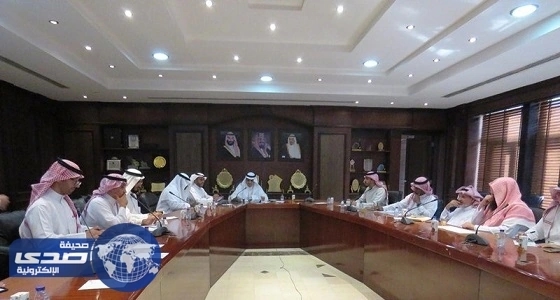 إلزام مديري الإدارات ومكاتب تعليم الرياض بإنشاء حسابات " تويتر "
