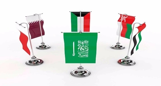 حقيقة ترحيل اللبنانيين من دول التعاون الخليجي بسبب " حزب الله "