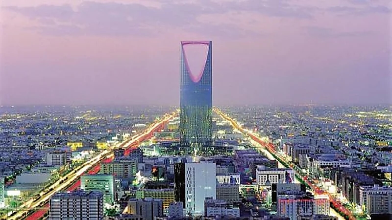 حقيقة فرض حظر تجول في الرياض والمدينة المنورة بدءً من 13 رجب