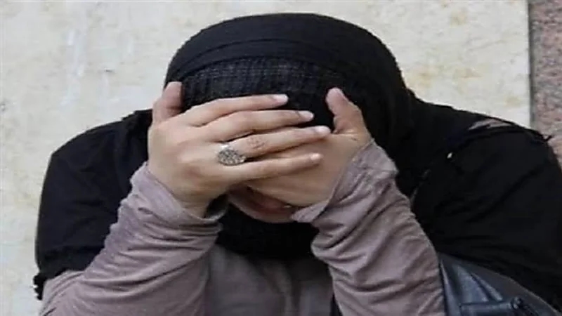 القبض على رجل يستغل زوجاته للعمل في الدعارة وممارسة الرذيلة
