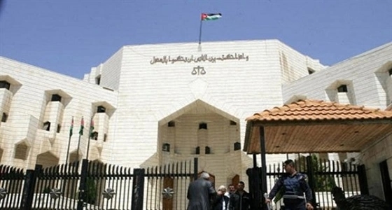 تأييد حبس أردني في تعذيب طفلته حتى الموت