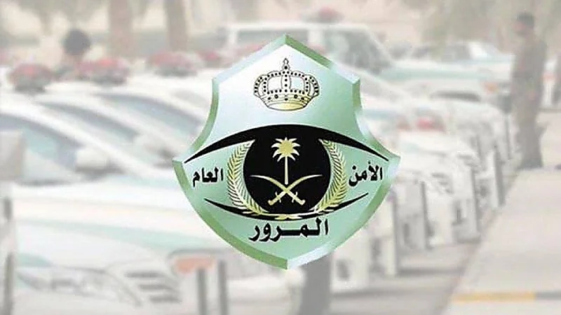 "المرور" يوضح مدى امكانية الزائر للقيادة بالرخصة الدولية أو الأجنبية السارية ومدتها