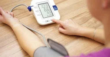 أعراض ضغط الدم المرتفع وأنواعه