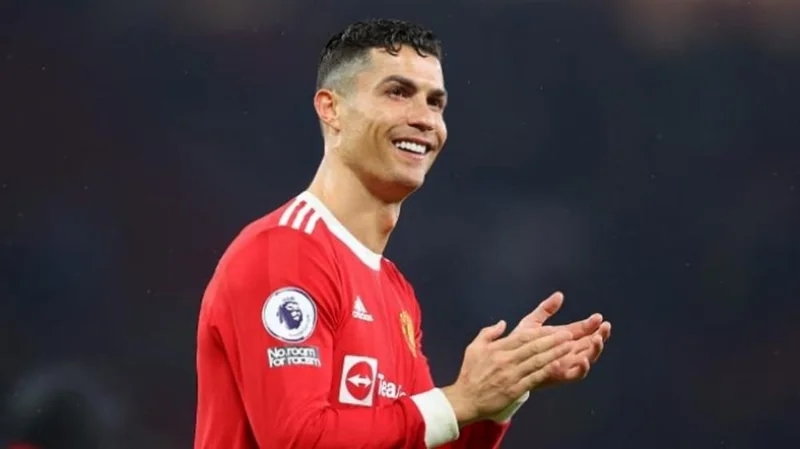 مانشستر يونايتد يستقر على بديل لـ "رونالدو"