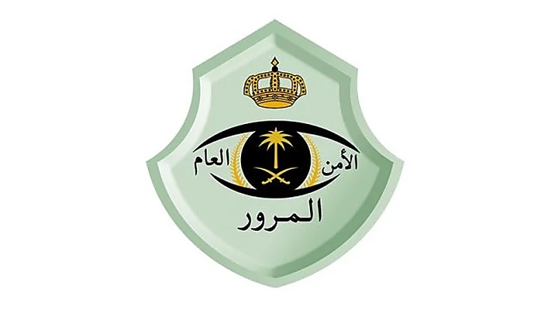 فيديو.. مواطن يلاحق رجل مرور بساطور في الرياض