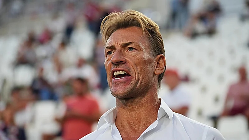 بعد الخروج من المونديال.. موقف رينارد من الاستمرار مع المنتخب