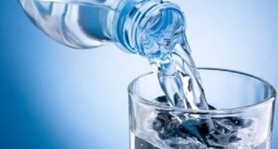 شرب المياه أثناء الطعام أو بعده يعيق عملية الهضم