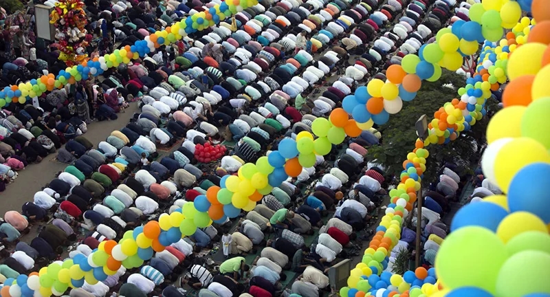 السديري يروي واقعة لإمام مسجد "جاب العيد" في "صلاة العيد"