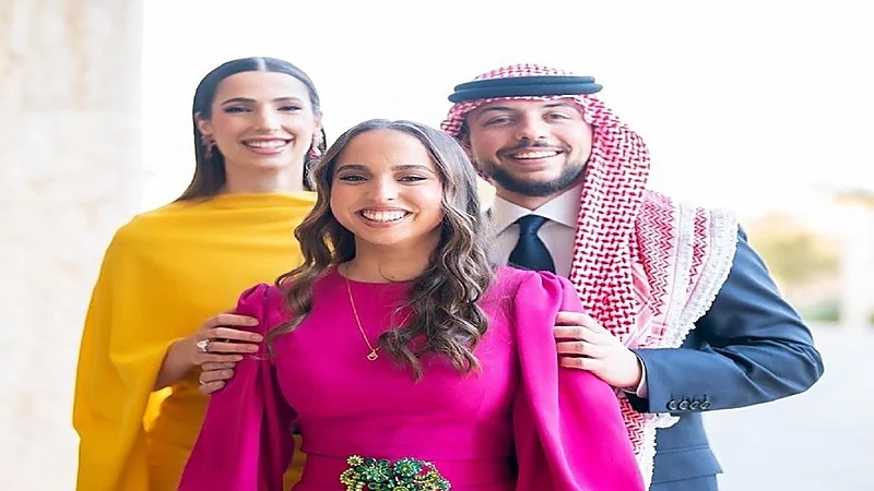 بعد غيابها عن حناء شقيقتها..ولي عهد الأردن: "لقينا سلمي"