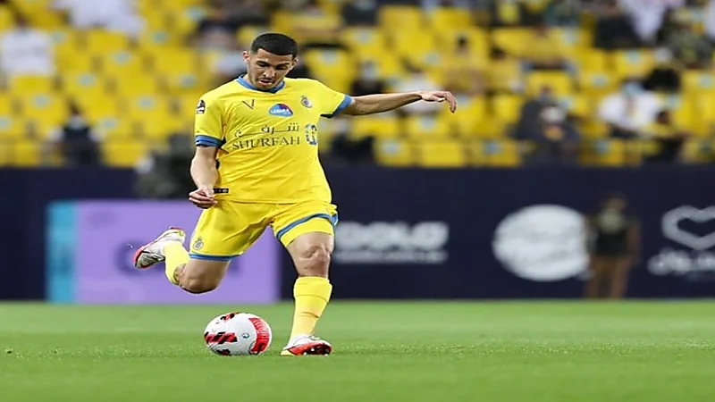 بالفيديو.. سليمان الطريف يروي تفاصيل إصلاحه عطل بطائرة كاد يلغي رحلة الأمير الراحل سعود الفيصل