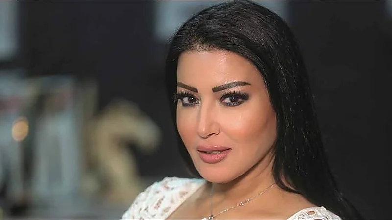 نقيب الممثلين بمصر يعلق على صورة سمية الخشاب المثيرة للجدل