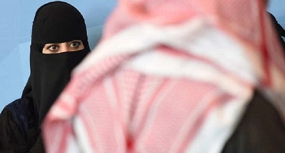 إلزام زوج ترك زوجته في بيت أهلها بتوفير سكن مستقل