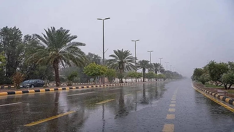 العصيمي: منخفض جديد وأمطار مستمرة على عدة مناطق السبت المقبل
