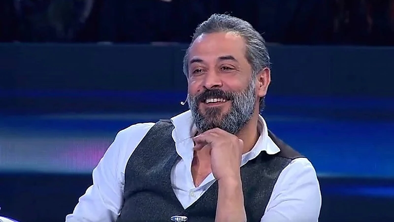 عبد المنعم عمايري يرد على التصريحات المنسوبة إليه بعد مشهده الصادم في الحمام