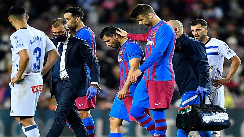 غياب مهاجم برشلونة 3 أشهر عن الفريق